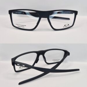 Oakley OX8183
